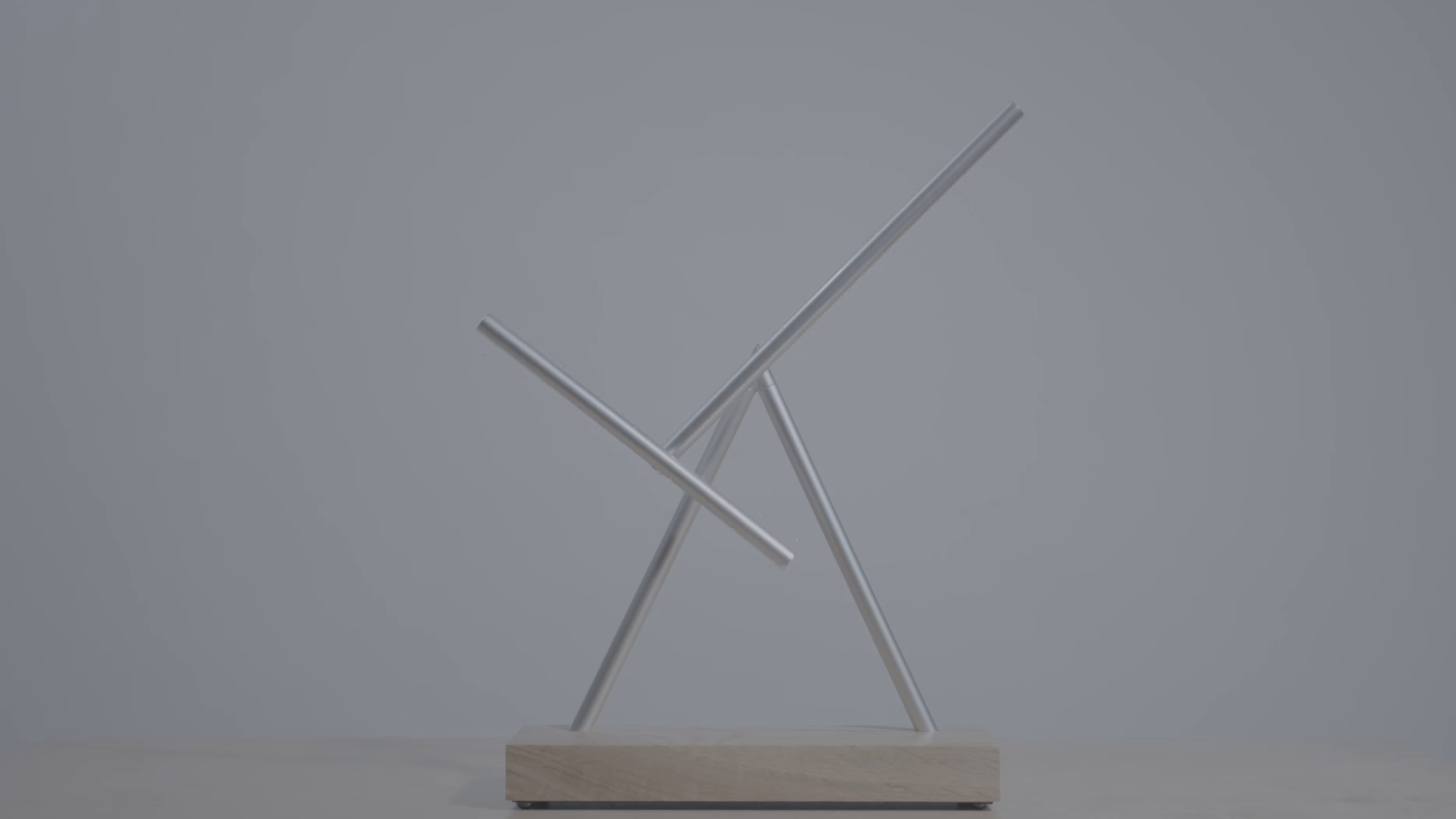The Swinging Sticks スィンギングスティックス Amazon.com: The Swinging Sticks Kinetic Energy Sculpture
